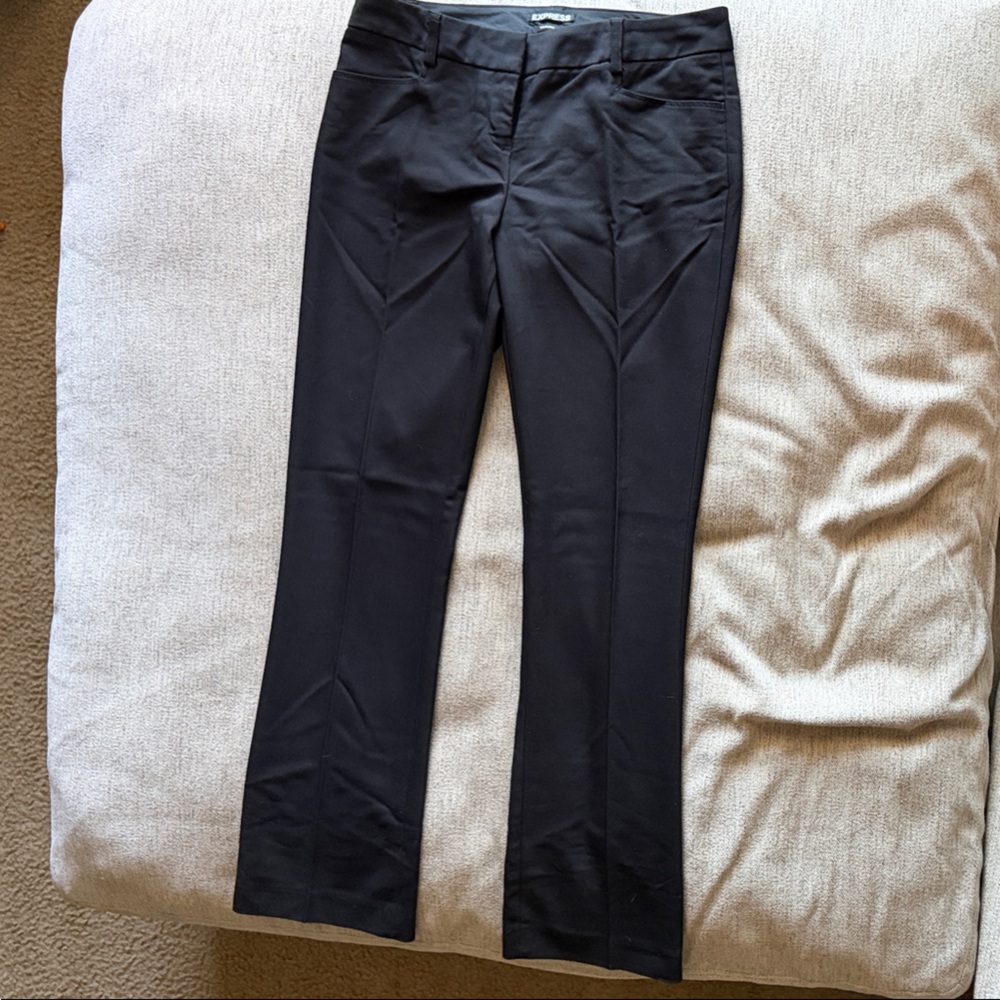 Express Women’s Black Straight-Leg dress Knit Pants